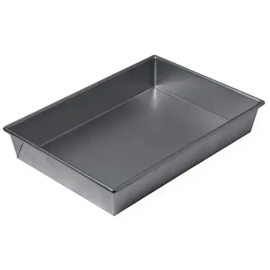 Chicago Metallic baking and roasting pan, rectangular nonstick bakeware from Cookin Stores