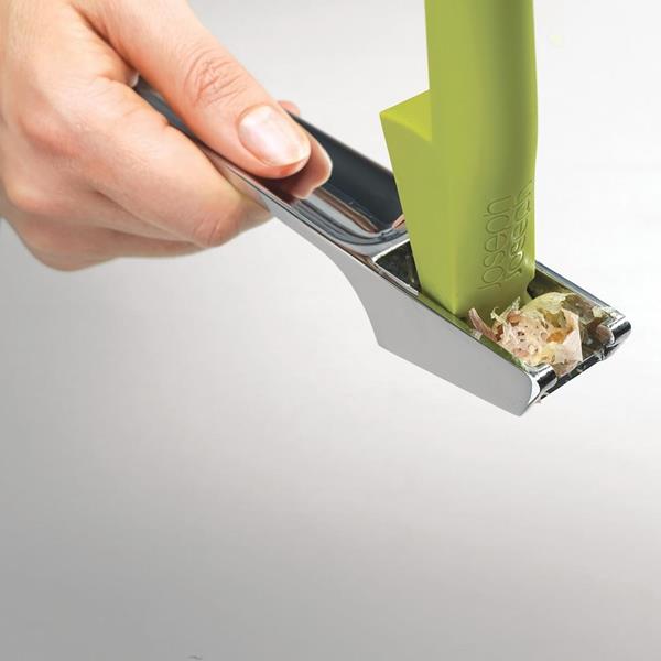 Joseph Joseph Clean-Press Garlic Crusher