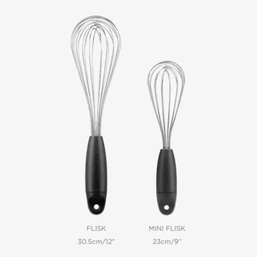 Two whisks, one labeled 'FLISK' and the other 'MINI FLISK', on a white background.