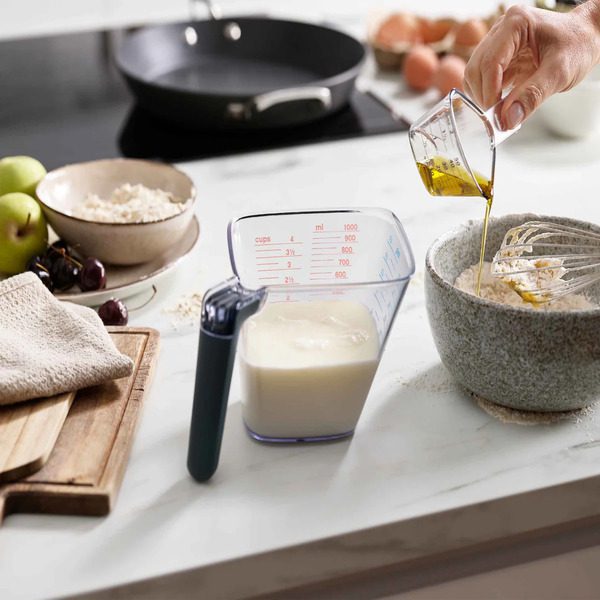 Joseph Joseph Align Easy Read Measuring Jug Set of 2