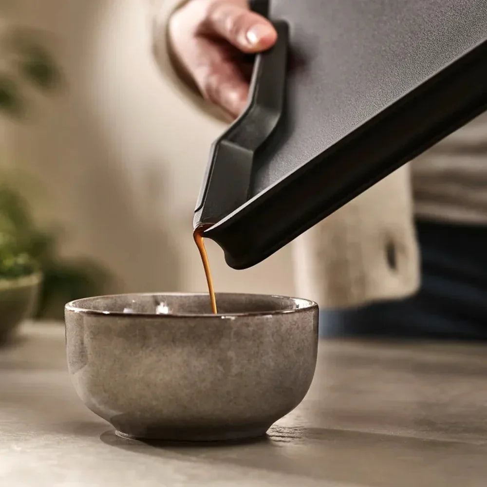 Joseph Joseph Cut & Carve Chopping Board Black