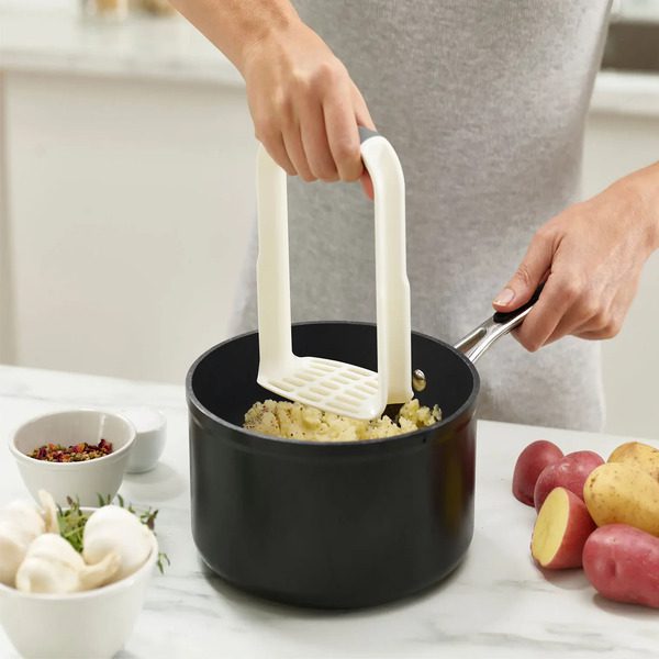 Joseph Joseph Ergonomic Potato Masher