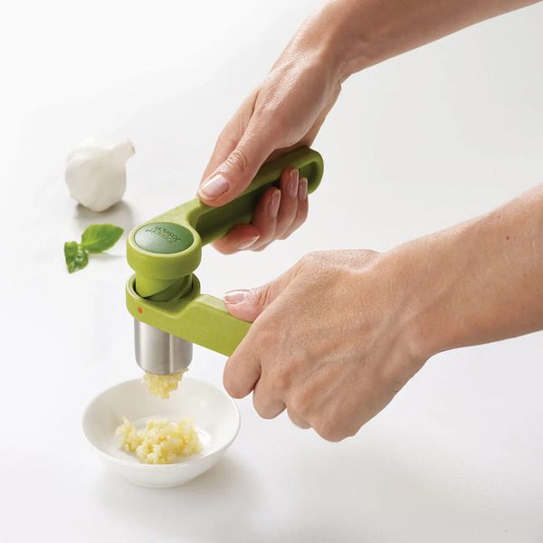 Joseph Joseph Helix Garlic Press Green