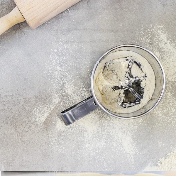 KitchenCraft Trigger Flour Sifter