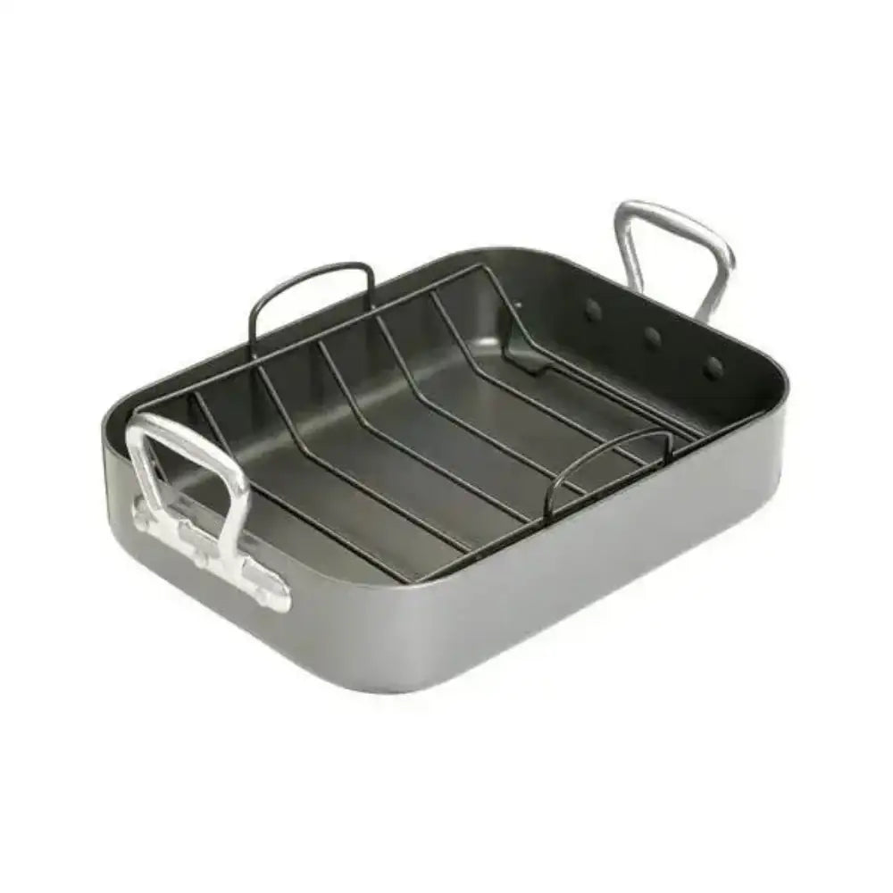 Rectangular roasting pan with rack on a white background
