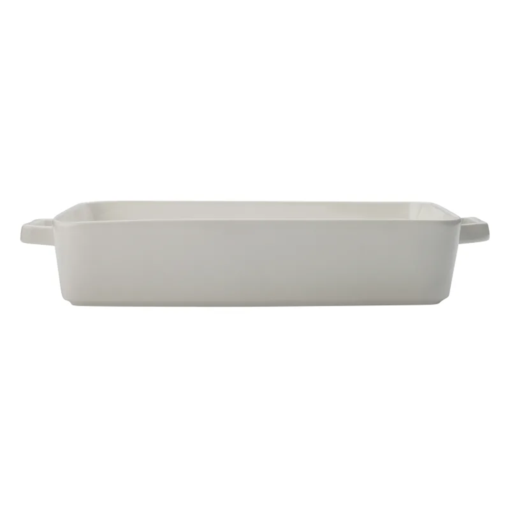 White rectangular baking dish  on a white background