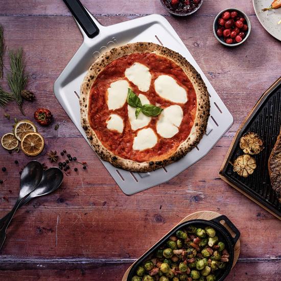 Ooni Perforated Pizza Peel 30cm