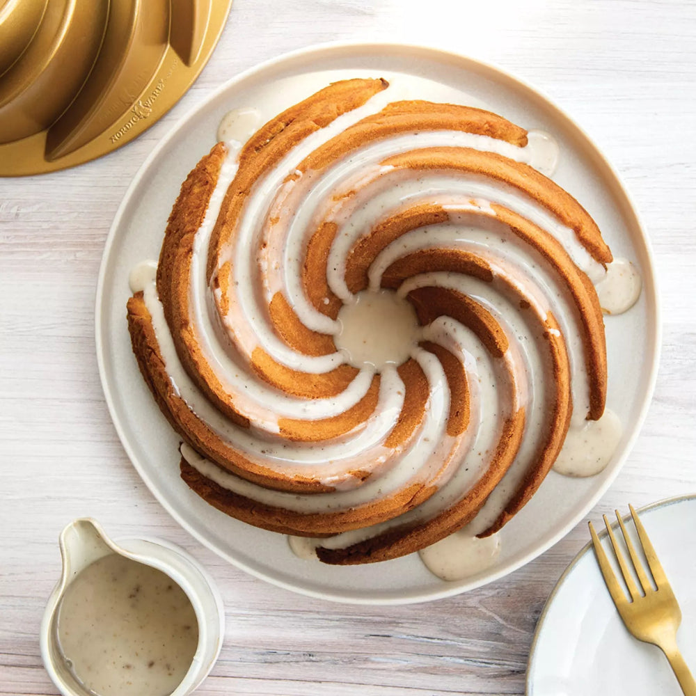 Nordic Ware Gold Heritage Bundt Pan
