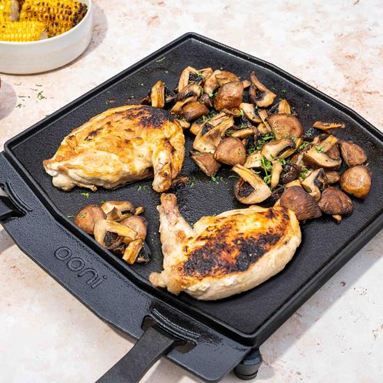 Ooni Dual Sided Cast Iron Grizzler Plate