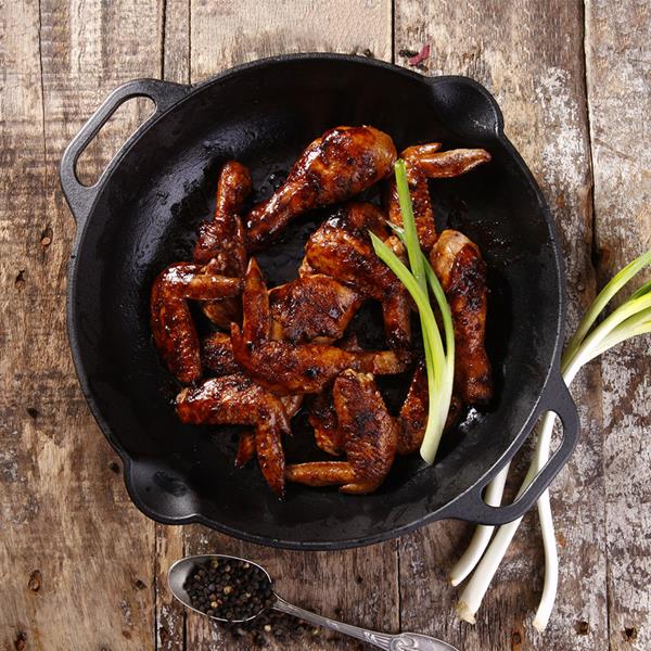 Victoria Enamelled Cast Iron Skillet 33cm