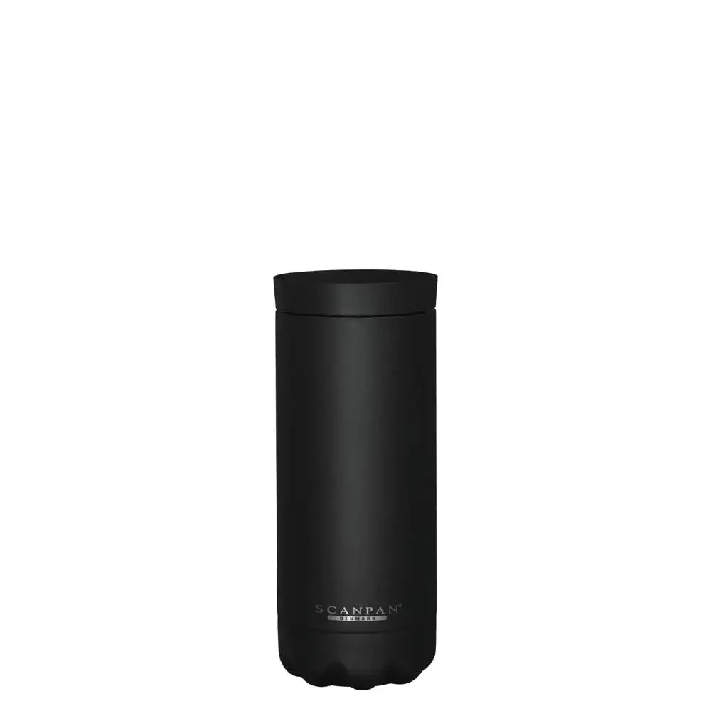 Black tumbler with 'Scanpan' branding on a white background