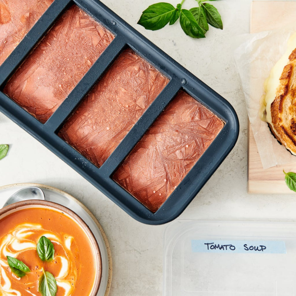 Souper Cubes 1-Cup Silicone Freezer Tray with Lid Charcoal