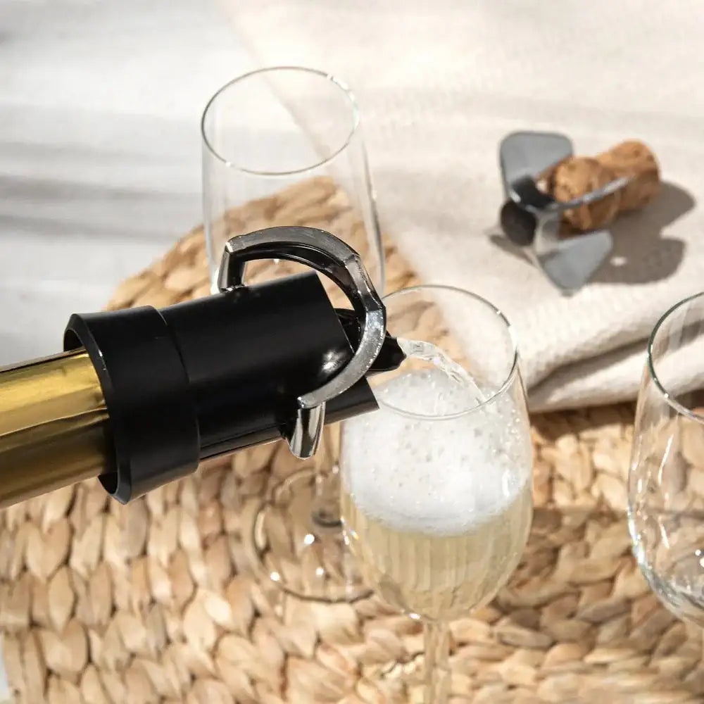 Vacu Vin Champagne Server and Saver.
