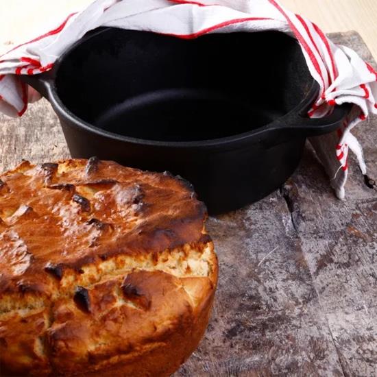 Victoria Enamelled Cast Iron Casserole Pot 3.8L