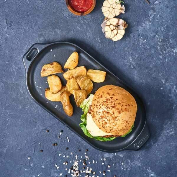 Victoria Cast Iron Enamelled Serving Griddle.