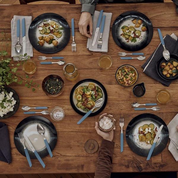 Victorinox Swiss Modern Blue Table Set 24 Piece
