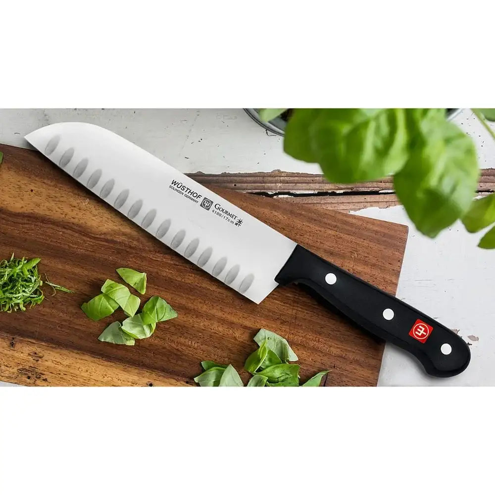 Wusthof Gourmet Fluted Santoku Knife 17cm.