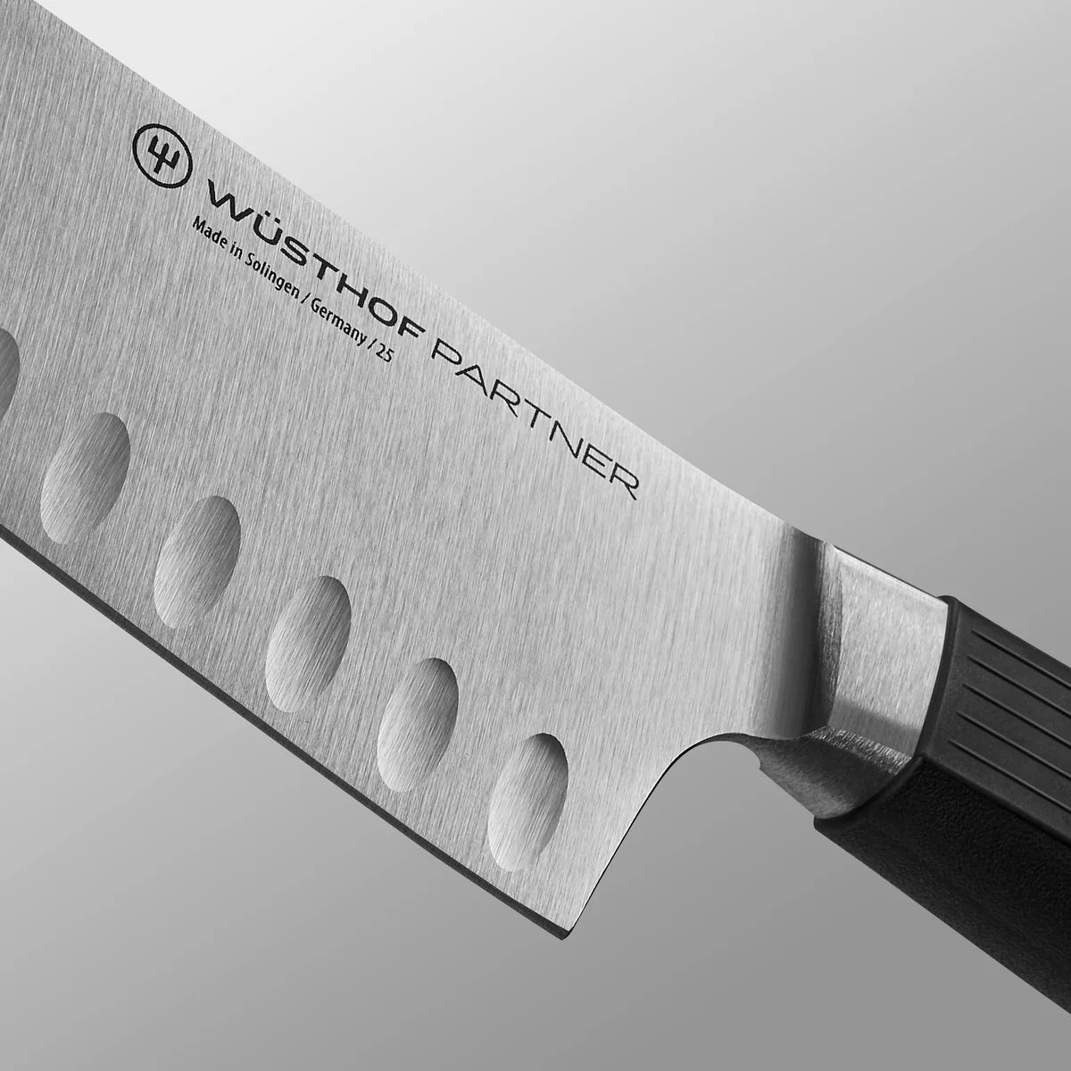 Wusthof Partner Santoku Fluted Knife 17cm