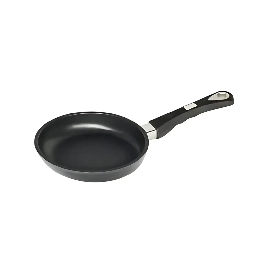 Black amt gastroguss non-stick tossing pan 20cm with high-quality hand-cast aluminium and silver rivets