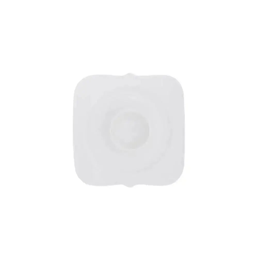 White egg cup with rounded corners on a white background