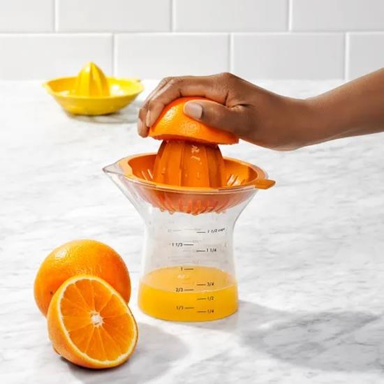 OXO Good Grips 2-in-1 Citrus Juicer