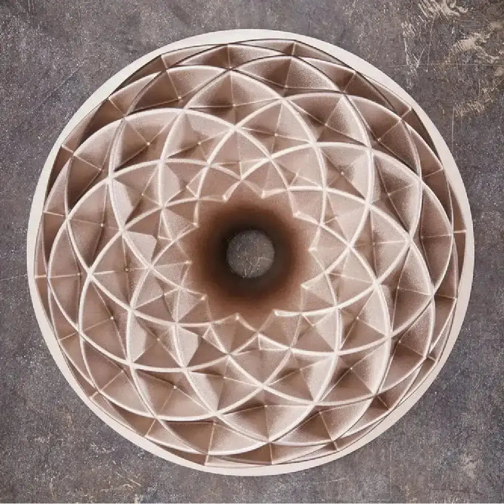 Geometric circular design on a textured surface