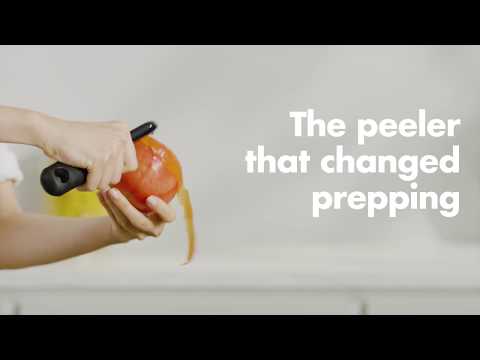 Oxo Good Grips Swivel Serrated Peeler