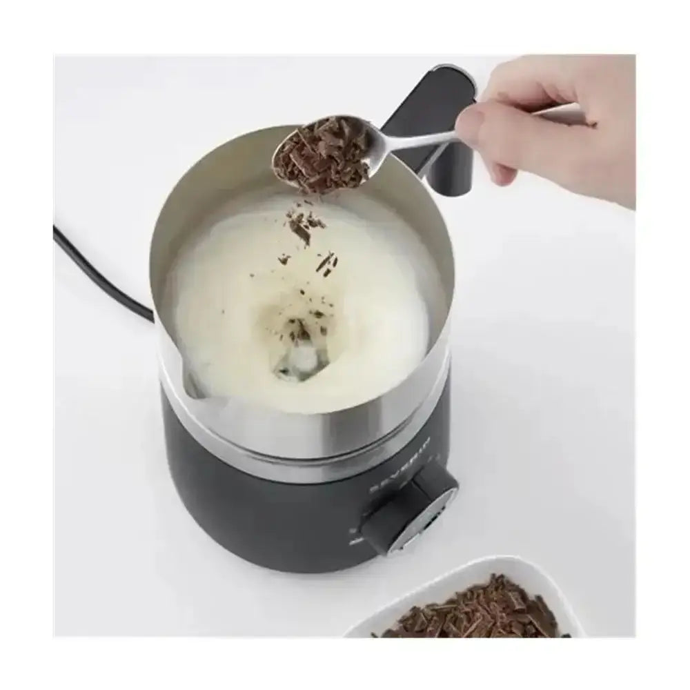 Severin Spuma 700 Plus induction milk frother in black and stainless steel with sleek modern design and electric operation