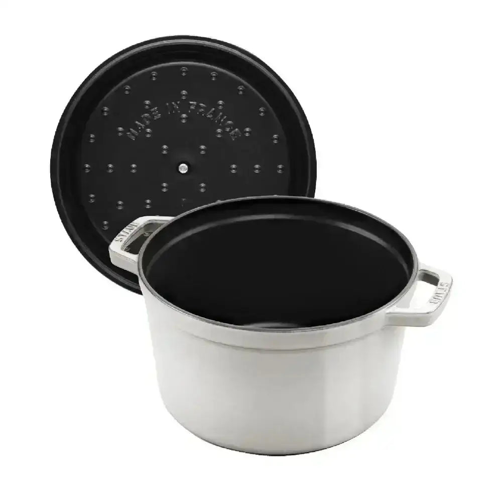 Staub Deep Cast Iron Casserole Pot 4.8L.