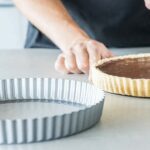 KitchenCraft Non-Stick Loose Base Flan/Quiche Tin 24.5cm - Image 5