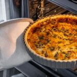 KitchenCraft Non-Stick Loose Base Flan/Quiche Tin 24.5cm - Image 2