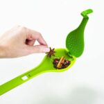 Joseph-Joseph-Gusto-Infusing-Spoon-3 - Cookin