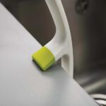 Joseph-Joseph-Edge-Washing-Brush-White-Green-2 - Cookin
