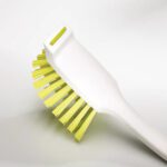 Joseph-Joseph-Edge-Washing-Brush-White-Green-5 - Cookin