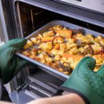 MasterClass-Oven-Glove-Double-Silicone-Green-2 - Cookin