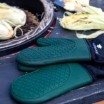 MasterClass-Oven-Glove-Double-Silicone-Green-3 - Cookin