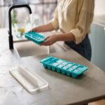Joseph-Joseph-Flow-Ice-Cube-Tray-Of-2-1 - Cookin