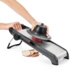 Oxo Good Grips Chef's Mandoline Slicer 2.0 - Image 5